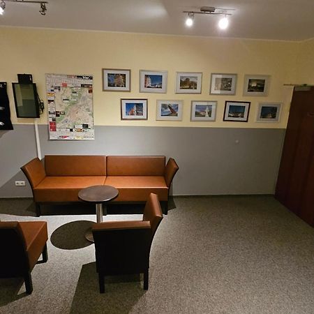 Kenner Treff Hotel Bagian luar foto